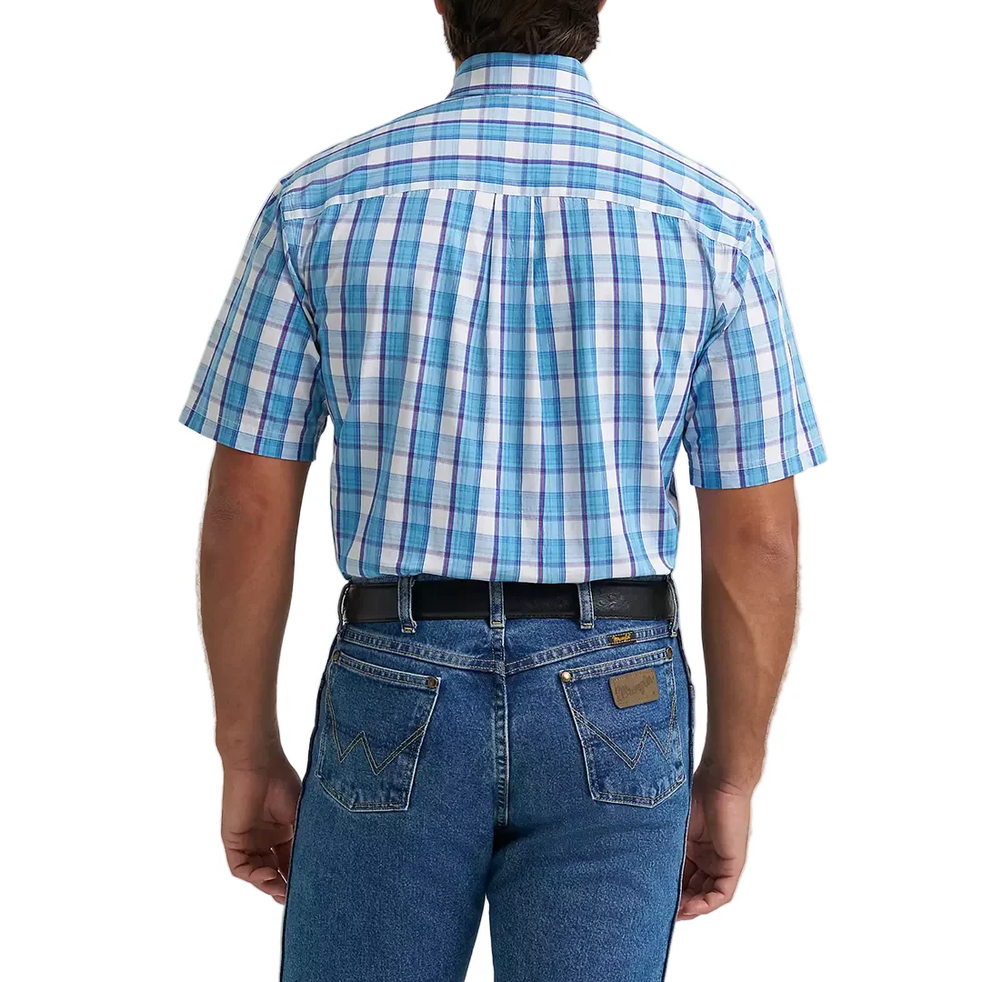Wrangler Men's George Strait Short Sleeve Button Shirt - Image 2