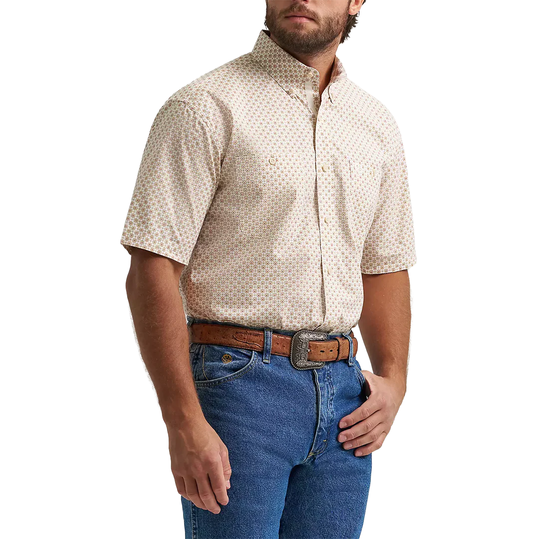 Wrangler Men's George Strait Star Short Sleeve Button Shirt